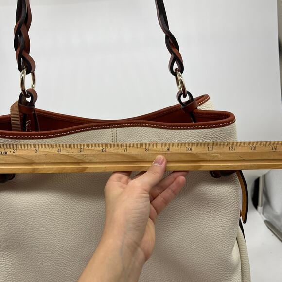 Dooney & Bourke Pebble Leather Maurizia Twist Strap Hobo White - Picture 5 of 16